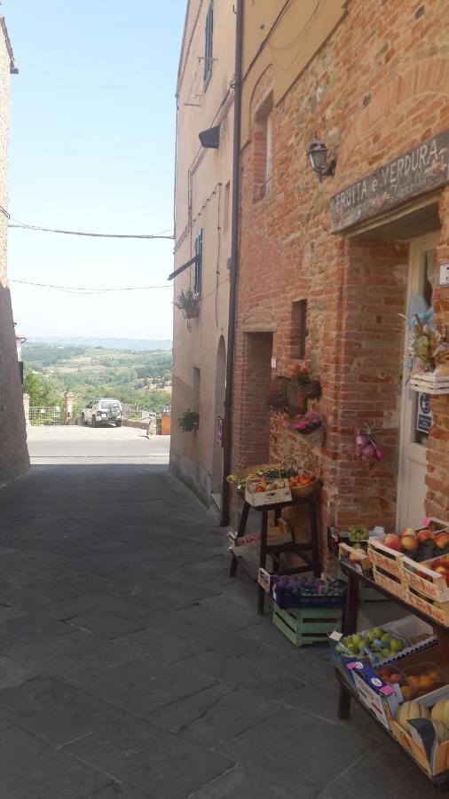 La Casa Della Luna Apartamento Terricciola Exterior foto