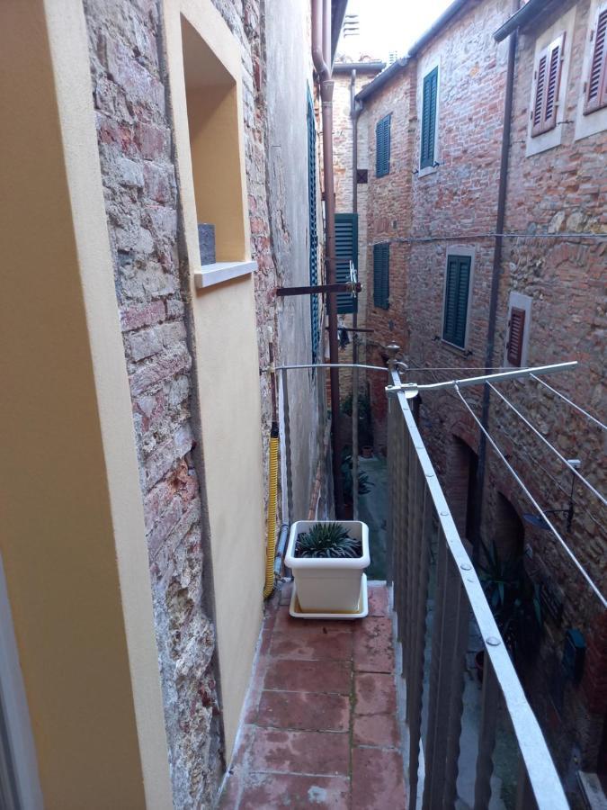 La Casa Della Luna Apartamento Terricciola Exterior foto