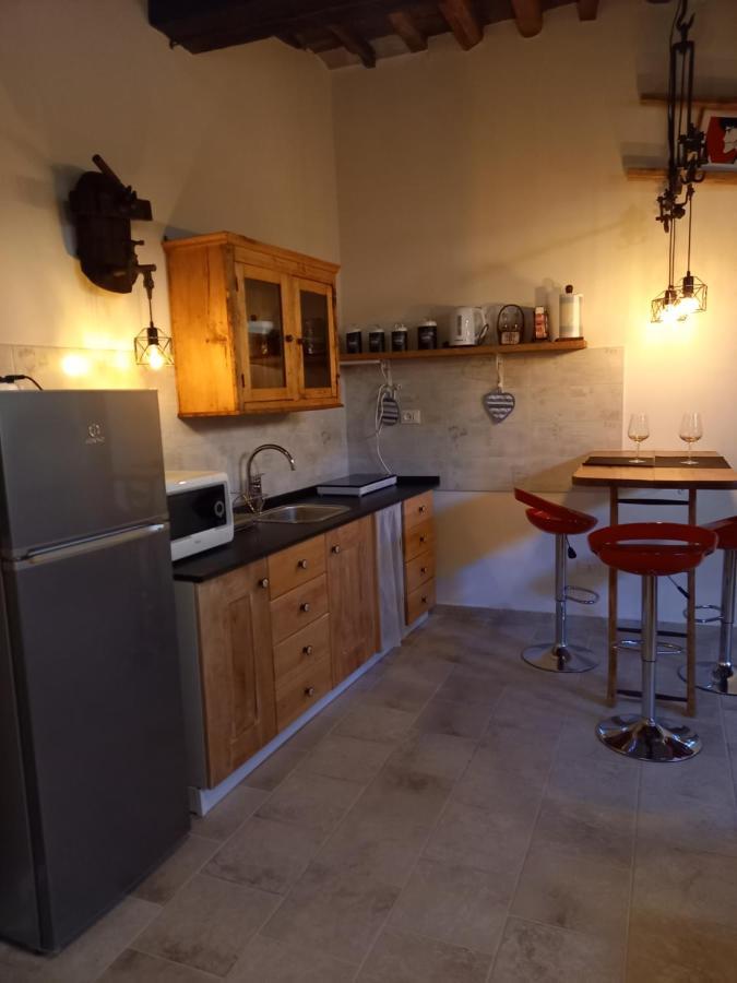 La Casa Della Luna Apartamento Terricciola Exterior foto